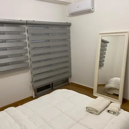 2 Bedroom In Nicosia's Center-11 דירה